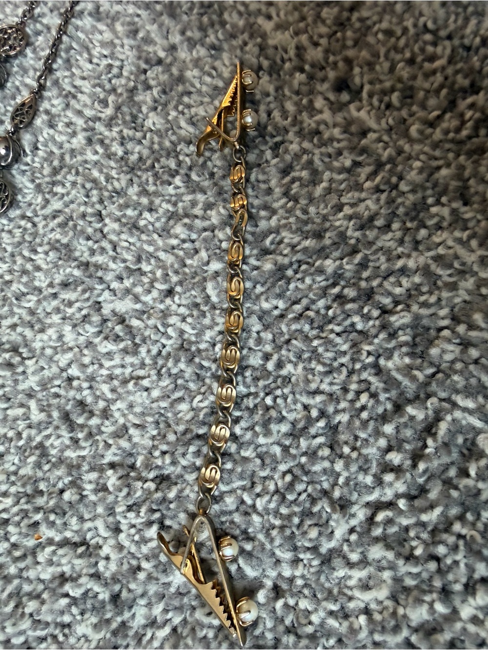 Gold-Tone Sweater Clip Chain Jewelry with Pearl Accents Vintage Mid Century